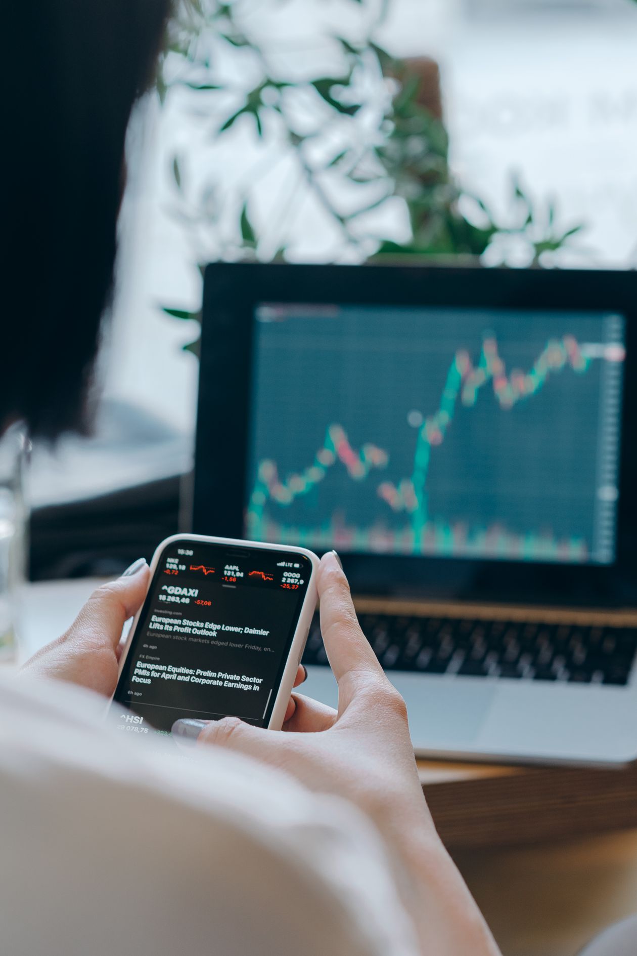 How to Earn Your First $100 With AI